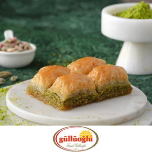 Fıstıklı Baklava (Güllüoğlu)